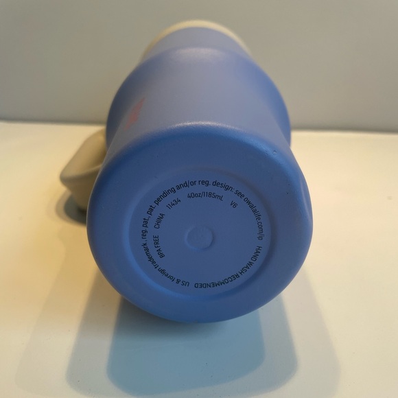 Owala 40oz tumbler - Picture 2 of 7